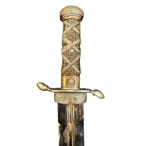 102 - Russian / Estonian double-edged dagger / hunting knife, ‘BOPCMEHCKOE E.N.O.’ inscribed to both sides... 