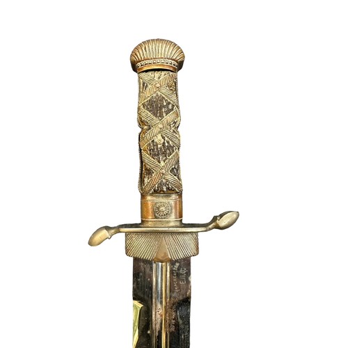 102 - Russian / Estonian double-edged dagger / hunting knife, ‘BOPCMEHCKOE E.N.O.’ inscribed to both sides... 