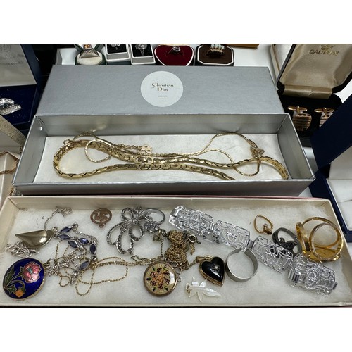 504 - A selection of jewellery including an amethyst pendant stamped 9ct, two 18ct gold plated gemset neck... 