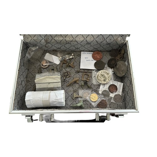 276 - Mixed range of metal detecting finds to include coins, tokens, buckles, rings, badges etc. Viewing r... 