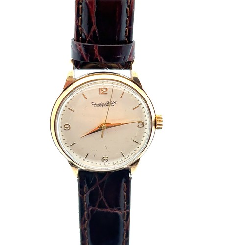 631 - 1960's International Watch Company 9ct gold gents watch, manual wind, in working order.