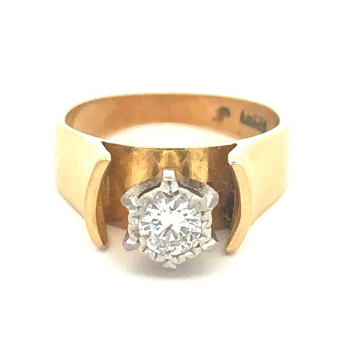 442 - A gold and diamond solitaire ring, stamped 18ct. Diamond approx 0.35ct.  Approx VS2 to SI1 clarity. ... 