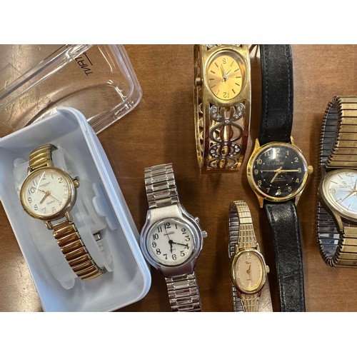 612 - A number of watches