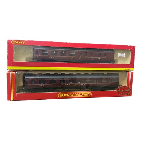 144 - Hornby. Coach collection, range of liveries, generally excellent in excellent boxes, with 3-piece co... 