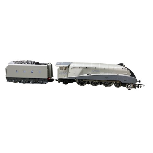 146 - Hornby. Unboxed limited edition LNER silver grey 2509 Silver Link A4 Class locomotive and tender No.... 