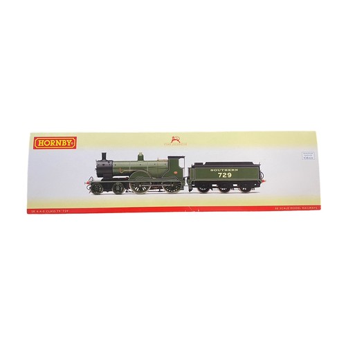 150 - Hornby. DCC Ready Southern green 729 4-4-0 Class T9 locomotive and tender No. R2711, excellent in ex... 