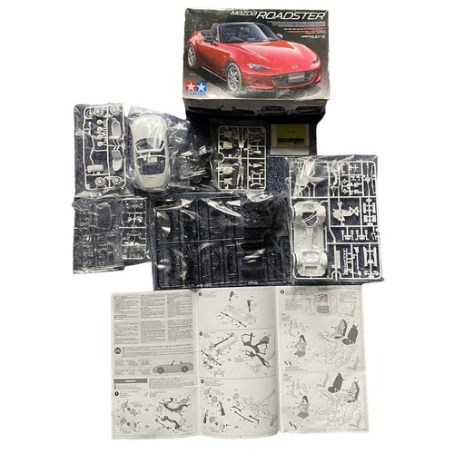 190 - Model kits. Tamiya 1/24th scale Cars unmade plastic kits, generally excellent in excellent to good p... 