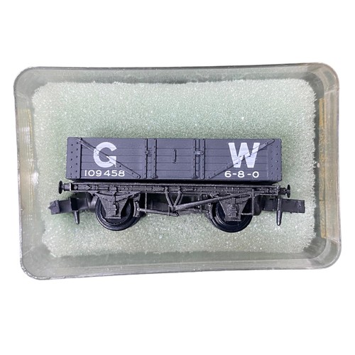 169 - Graham Farish N Gauge collection, generally excellent in good to good plus boxes with Inter-City 125... 