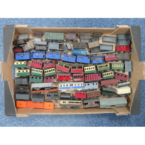 124 - HO-OO gauge unboxed collection, generally good plus to good, with kit or scratch-built locomotives (... 