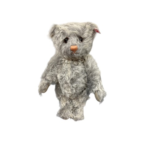 264 - Steiff. The Royal Platinum Wedding bear, excellent in excellent grey box, white tag no. 690280 with ... 