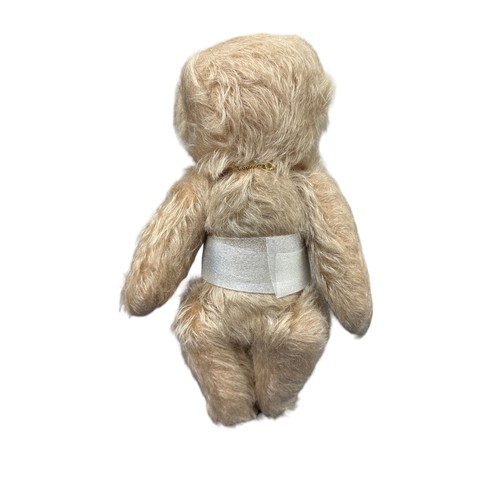 253 - Merrythought. Danbury Mint unboxed The First Merrythought Bear No. MAG13SB (MBWS01), cream mohair, e... 