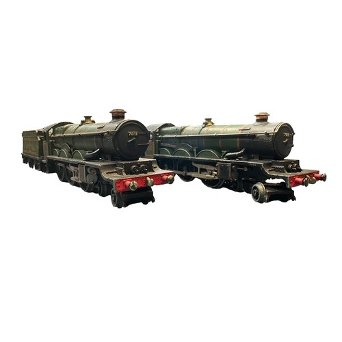 138A - Hornby Dublo pair of unboxed 00 Gauge locomotive and tender The Bristol Castle 7013. (2)