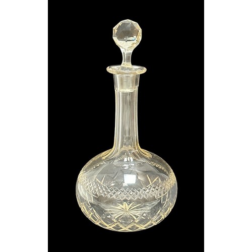 390 - A cut glass decanter, believed by vendor to be Victorian. Good condition with no chips or damage