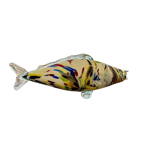 37 - Murano Glass (style) Fish, a group of four decorative Murano Glass colourful fish, varying sizes mea... 