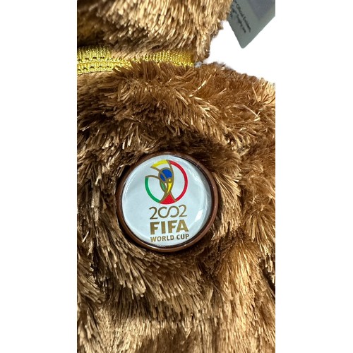 459 - TY Beanie Babies Qty 33 FIFA 2002 teddys, International Football Champions, excellent, team bears ea... 