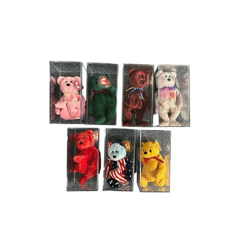 465 - TY Beanie Babies. Qty 28 teddy bears, excellent in excellent clear plastic presentation cases, with ... 