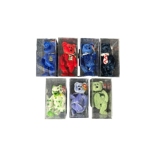 467 - TY Beanie Babies. Qty 28 teddy bears, excellent in excellent clear plastic presentation cases, with ... 