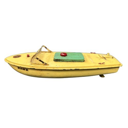 480 - 1950s onwards Toy boats Qty 4, good plus to good in good or better boxes (where present), with Chad ... 