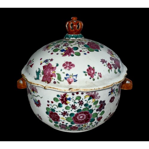 305 - Chinese famille rose tureen and cover, famille floral decoration to side and lid, the lid having a c... 