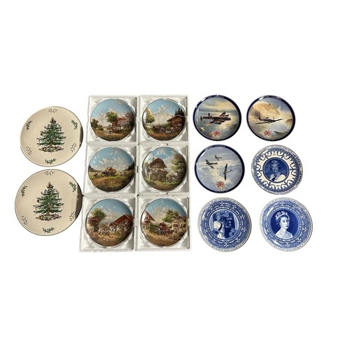 246 - Collection of boxed commemorative plates (14), to include Spode 