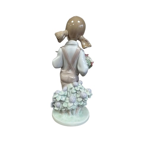 171 - Lladro. Spring No. 5217 figurine, excellent in incorrect good box No. 6419 with packing pieces.