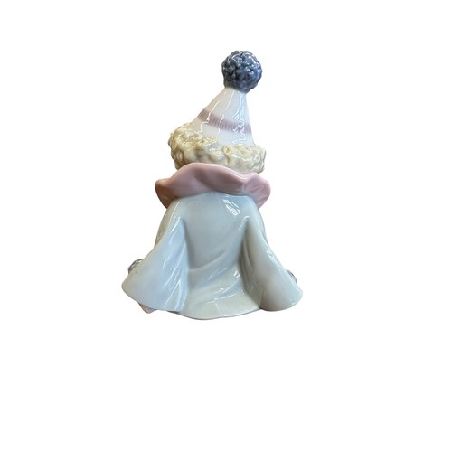 161 - Lladro. Nino Perot con perrito (Pierrot with Puppy) No. 5277 figurine, excellent in good box with pa... 