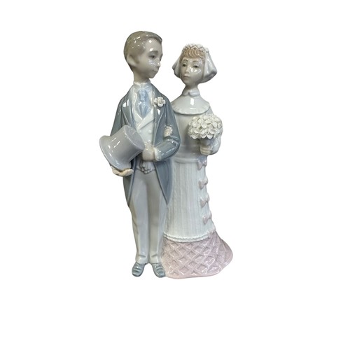 155 - Lladro. Qty 5 collection, generally excellent in good boxes with packing pieces (where present), wit... 