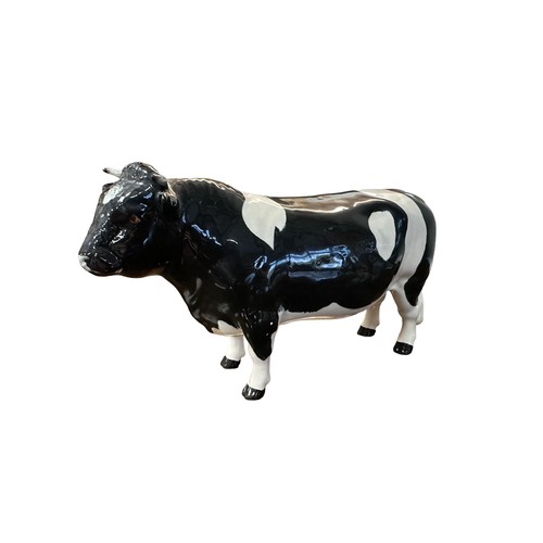 26 - Beswick, a Beswick Friesian Cow Family, including; Beswick Friesian Bull (CH Coddington Hilt Bar) 14... 