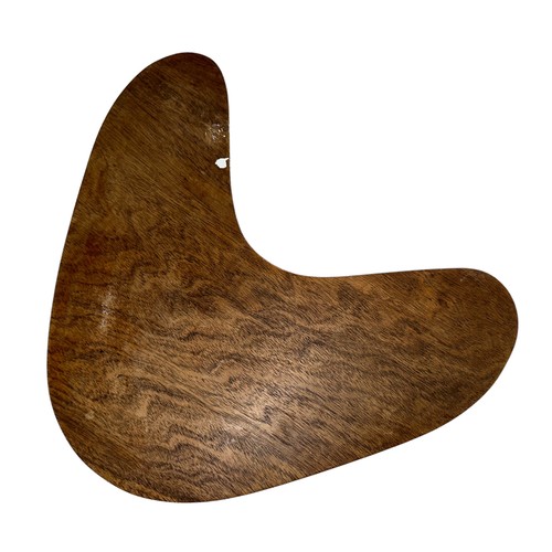 445 - A boomerang / kidney oak small table. Height 30cm, across 50cm.