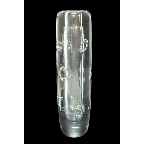 129A - Strömbergshyttan, Gunnar Nylund for Strömbergshyttan large clear vintage crystal vase, with floating... 