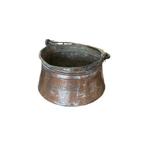 286A - Four brass/copper pans, various sizes, one with long handle.