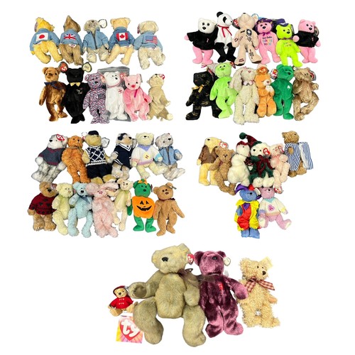 462 - Teddy bears. Qty 48 with TY Beanie Babies, Mary Beth's, Treasure Champs, etc., generally excellent. ... 