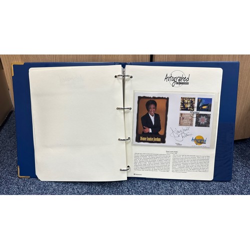 131 - Great Britain First Day Cover Autographed editions in blue album signed FDC (12) with Stirling Moss,... 