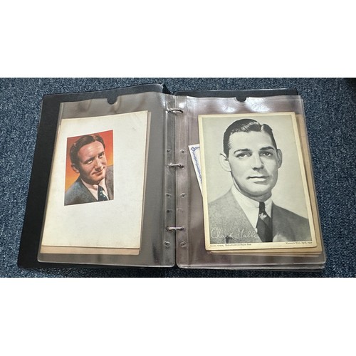 174A - Large collection of postcards, in several albums, in variable condition, mainly pre 1960's, topograp... 