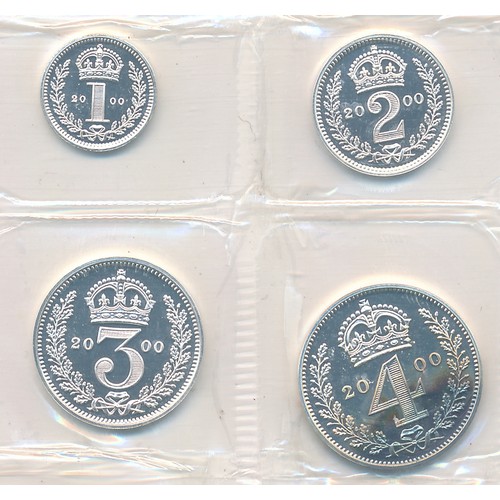 254 - 2000 Silver Proof Maundy Set, some tarnishing on the fourpence. Sealed in plastic packet.