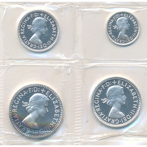 254 - 2000 Silver Proof Maundy Set, some tarnishing on the fourpence. Sealed in plastic packet.