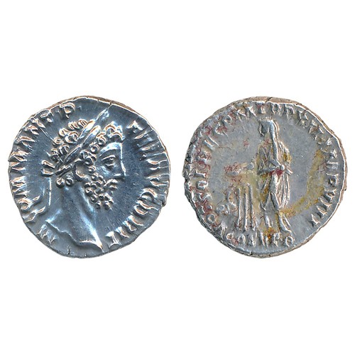 387 - Commodus (AD 186) AR denarius. Obverse: M COMM ANT P FEL AVG BRIT, laureate head right. Reverse: VOT... 