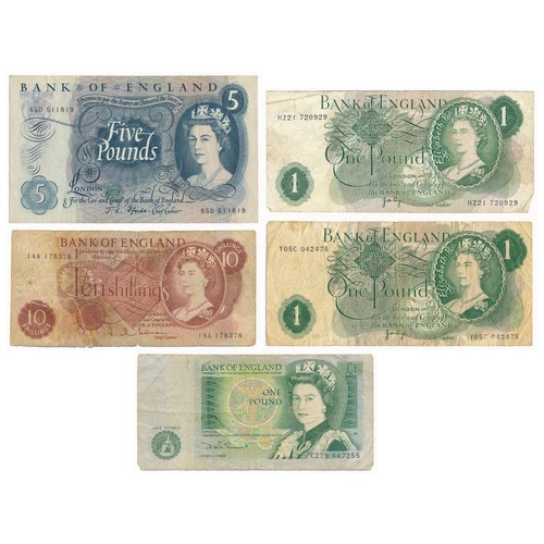 401 - Small range of English notes (5), in mixed condition with Fforde £5 85D, £1 (3) and 10 shillings.