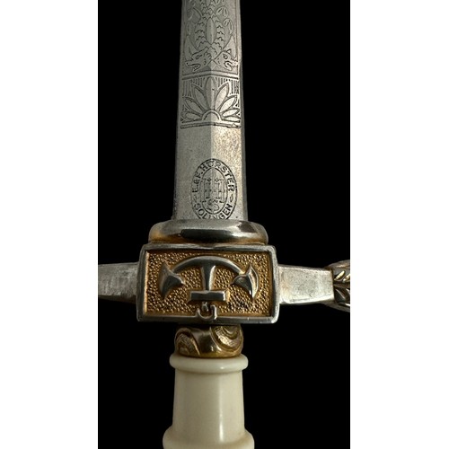 80 - Late 19th / Early 20th Century Dutch Naval Dirk / Dagger / Ponjaard, ‘Marine Ponjaard’, ribbed cream... 