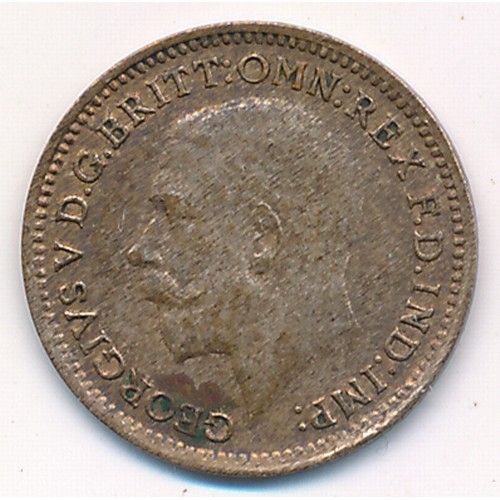 250 - George V 1913 third farthing extremely fine.