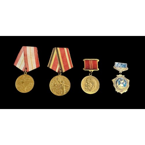 64 - Russia – Group of various Soviet Medas largely modern, to include; Soviet 50th Anniversary Medal, So... 