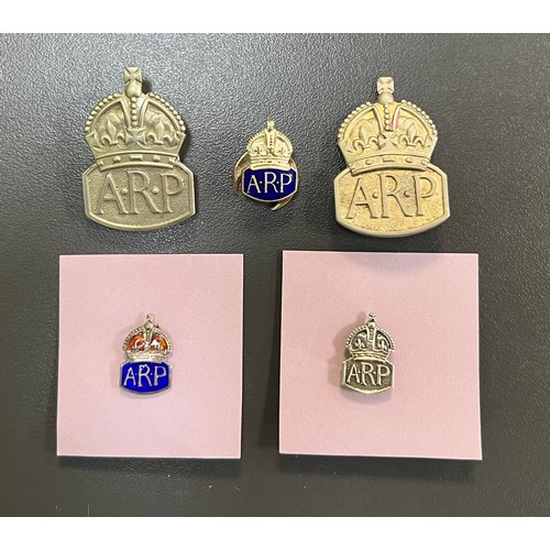 173 - Range of ARP badges (5)