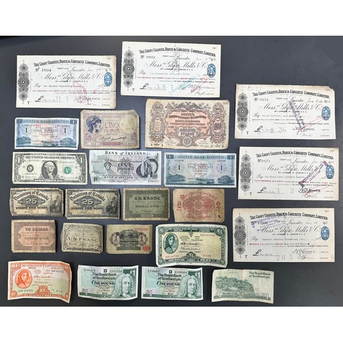 412A - Collection of World banknotes (18), in mixed condition with examples from Canada, Ireland, Norway, S... 