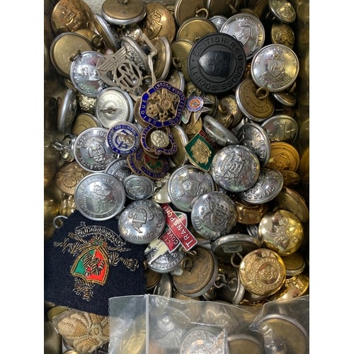 178A - Large selection of Military / Fire Brigade / Police buttons, to include; Northampton Police (7), War... 