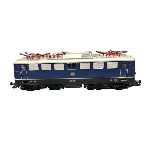 334 - LGB G gauge DB blue E10 190 Ep.III electric locomotive, excellent in excellent hinged wooden travel ... 