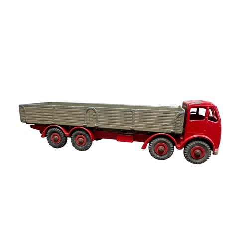 61 - Dinky. Trio of Foden lorrys, generally good plus to good, with 8-Wheeled Wagon red cab, chassis and ... 