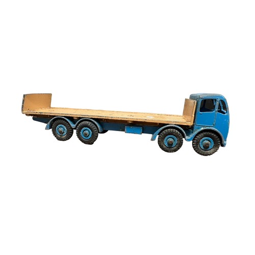 61 - Dinky. Trio of Foden lorrys, generally good plus to good, with 8-Wheeled Wagon red cab, chassis and ... 