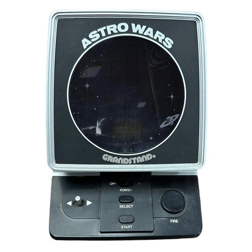 190 - Grandstand. Astro Wars arcade-style electronic game, generally excellent in good box. Contents unche... 