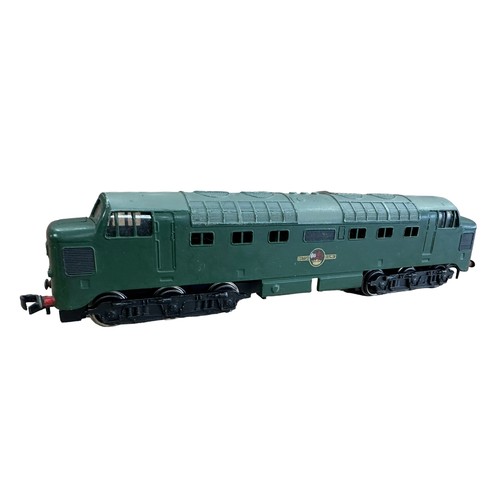 299 - Hornby Dublo. 2-rail BR green Co-Co locomotive No. 2232, generally excellent in good plus box. Conte... 