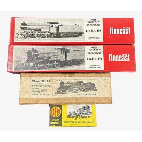 280 - OO gauge collection, generally excellent in good plus boxes, with painted and part-kit built Wills F... 